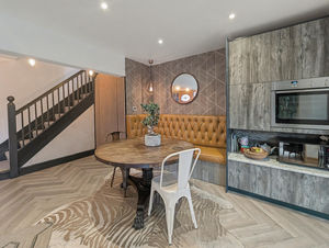 Photo 11- click for photo gallery